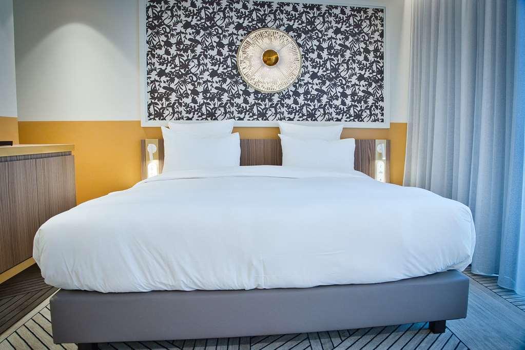 Hotel Yac Paris Clichy, A Member Of Radisson Individuals Номер фото